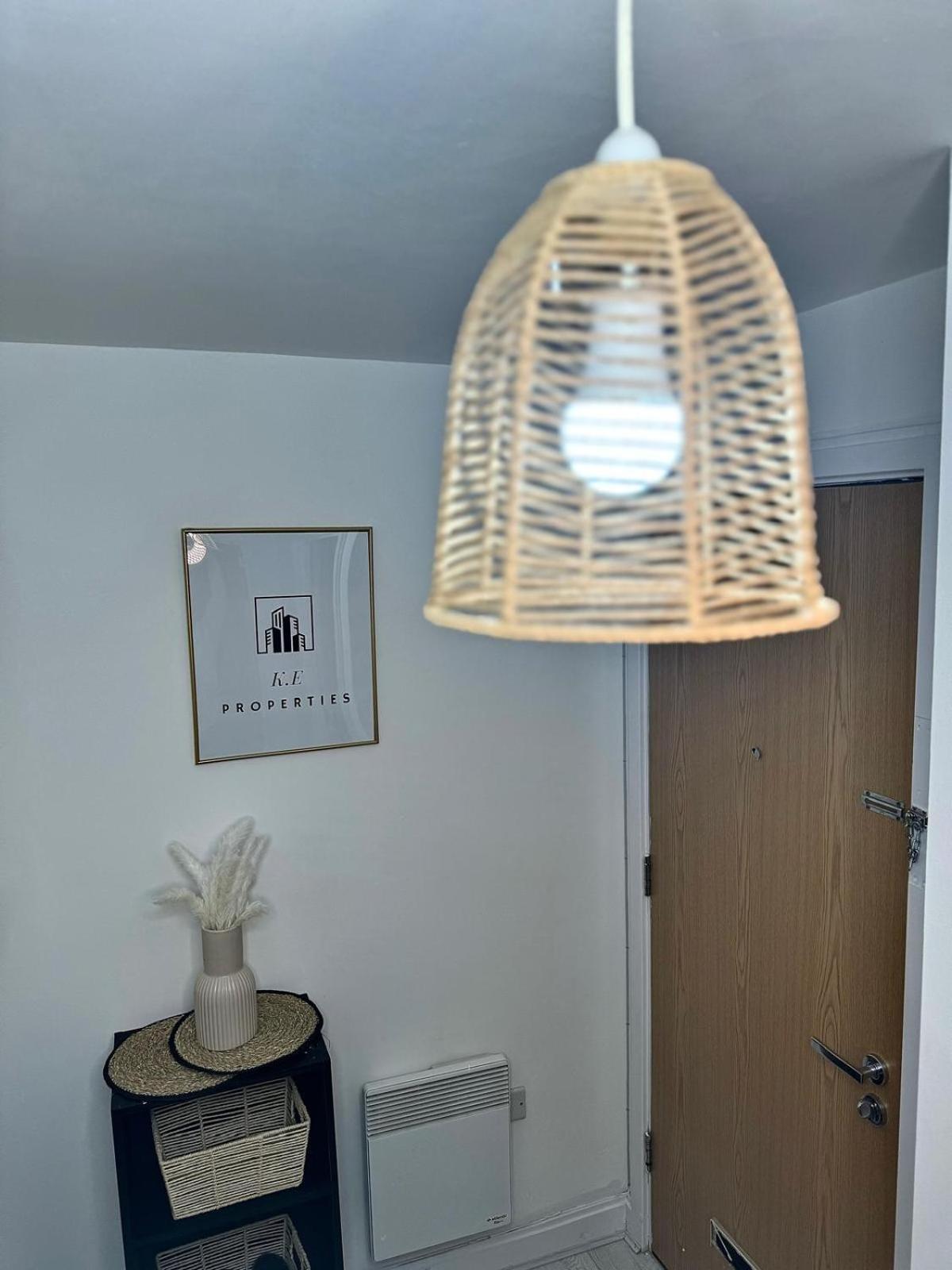 Birmingham City Centre Apartment - No Deposit Required- Free Parking Exterior photo